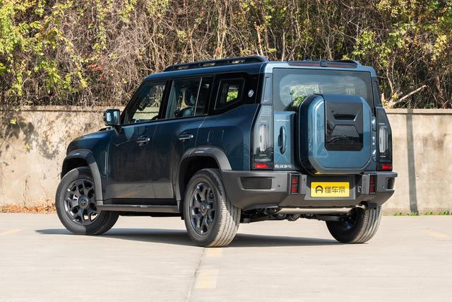 级+价格回归越野与城市出行的均衡之选冰球突破网站26款捷途旅行者：内外升(图8)