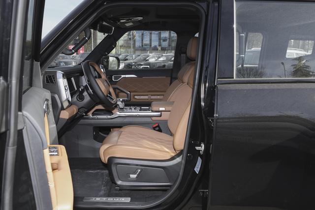 级+价格回归越野与城市出行的均衡之选冰球突破网站26款捷途旅行者：内外升(图22)