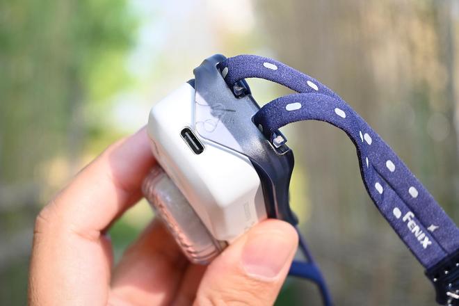 x小魔方头灯体验让你爱不释手！冰球突破技巧超轻超能！Feni(图17)